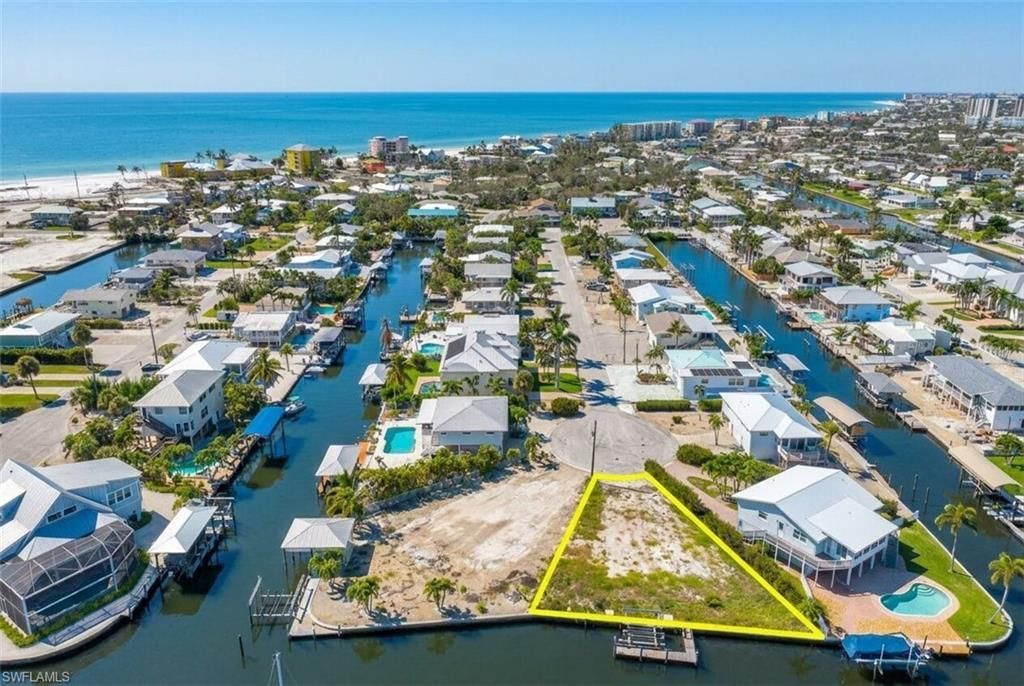 20 Avenida Carita, Fort Myers Beach, FL 33931 Photo
