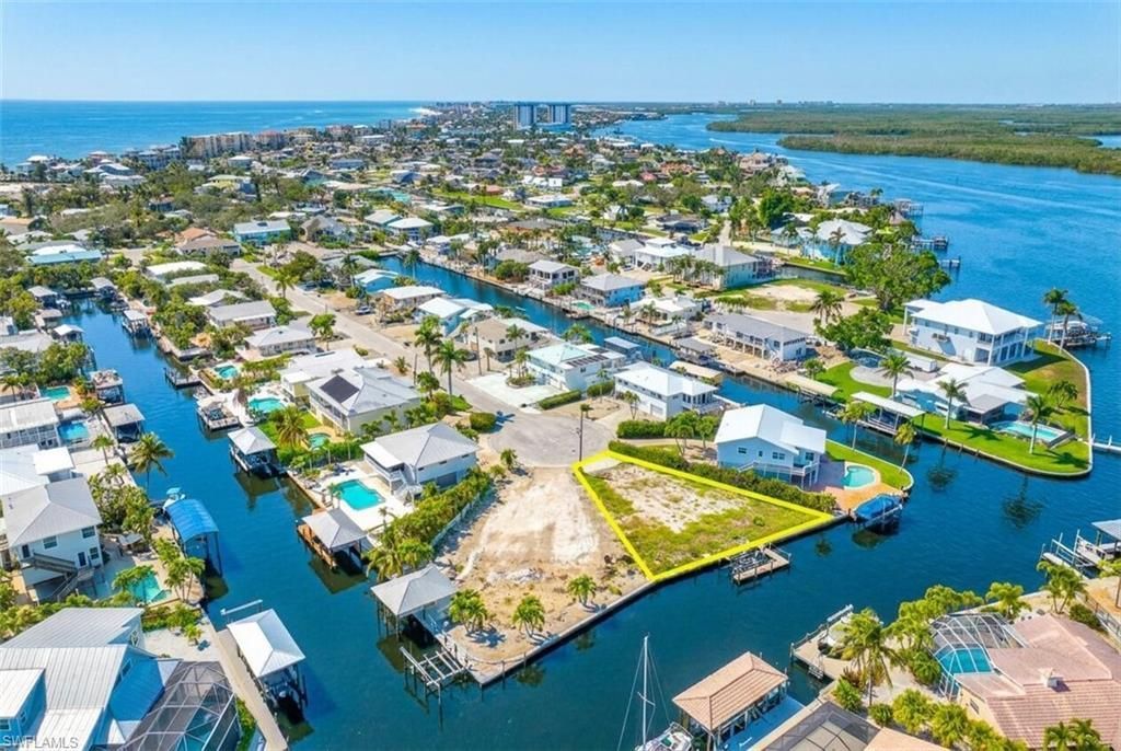 20 Avenida Carita, Fort Myers Beach, FL 33931 Photo