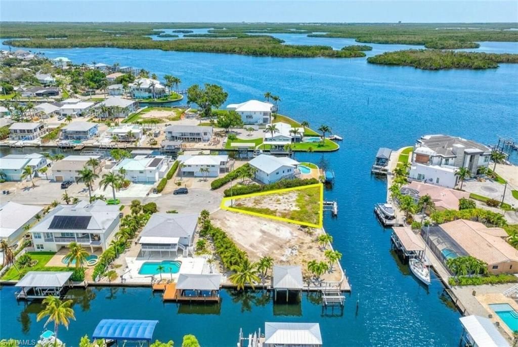 20 Avenida Carita, Fort Myers Beach, FL 33931 Photo
