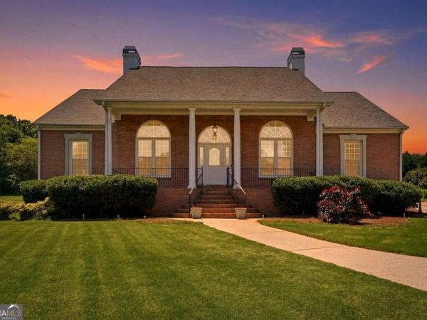 2860 Chardonnay Lane, Cumming, GA 30041