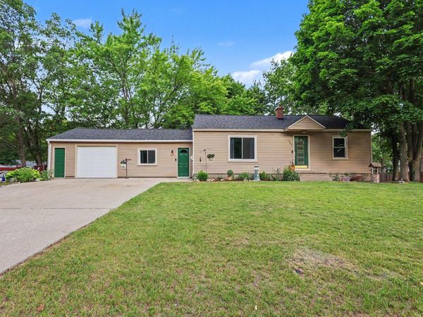 1363 S Quarterline Road, Muskegon, MI 49442