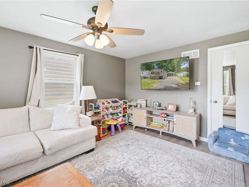 64 Morningside Road, Niles, OH 44446 Photo 9