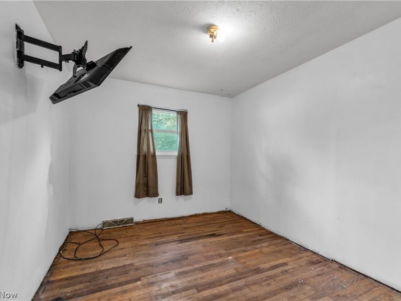 567 Walnut Street, Elyria, OH 44035 Photo 15