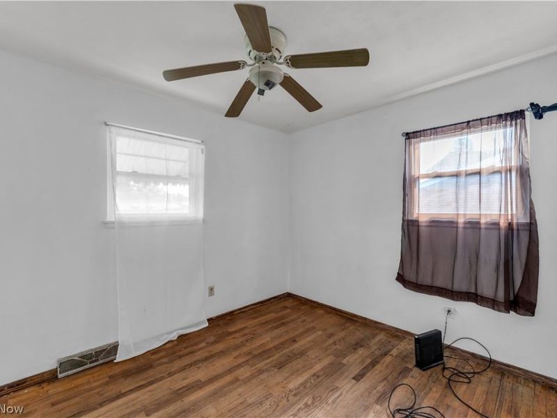 567 Walnut Street, Elyria, OH 44035 Photo 16