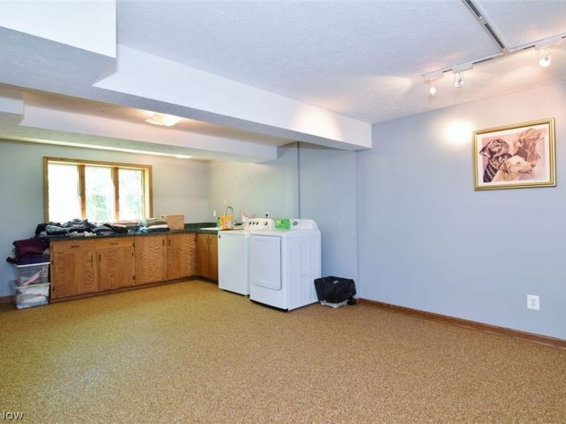 14731 Evergreen Drive, Burton, OH 44021 Photo 25