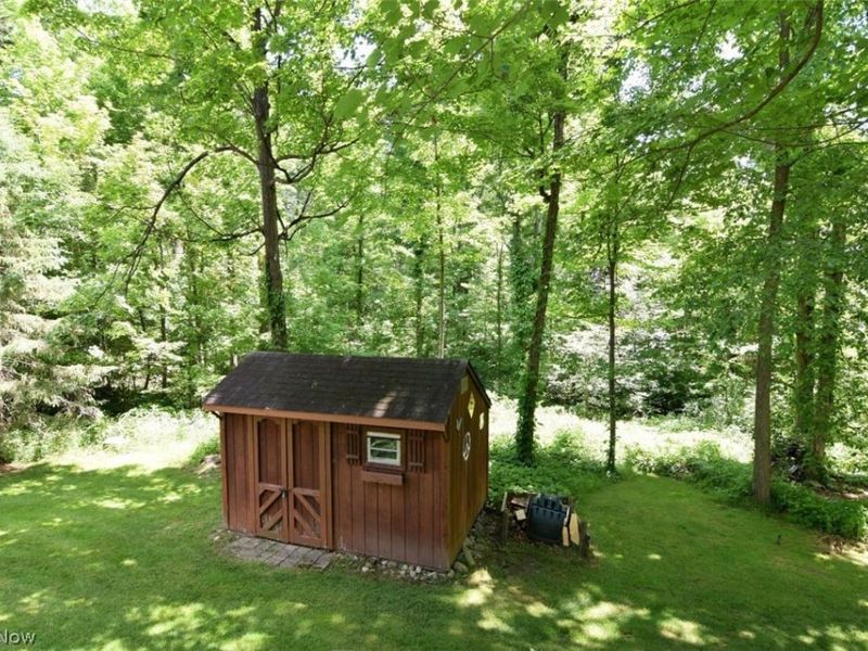 14731 Evergreen Drive, Burton, OH 44021 Photo 35