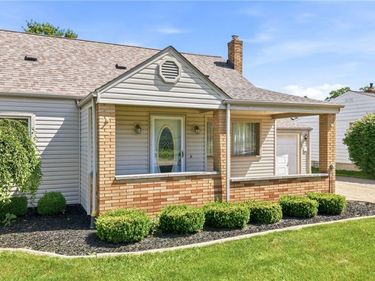 245 Manor Avenue, Struthers, OH 44471