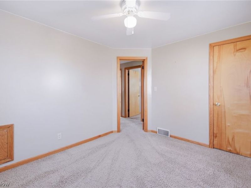245 Manor Avenue, Struthers, OH 44471 Photo 18