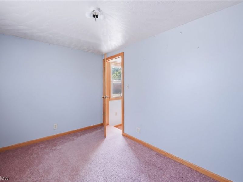 245 Manor Avenue, Struthers, OH 44471 Photo 22
