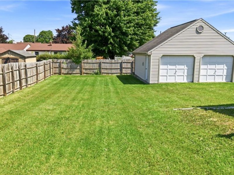 245 Manor Avenue, Struthers, OH 44471 Photo 39