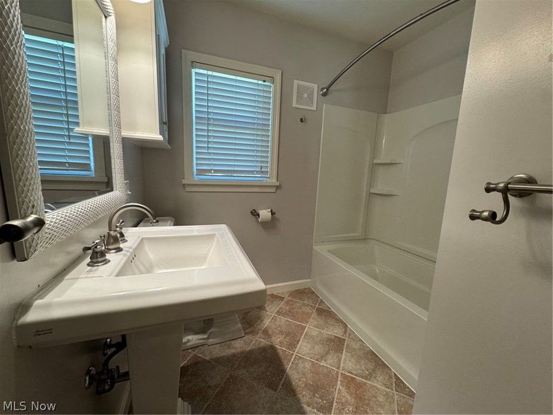 145 Anna Avenue NW, Canton, OH 44708 Photo 14