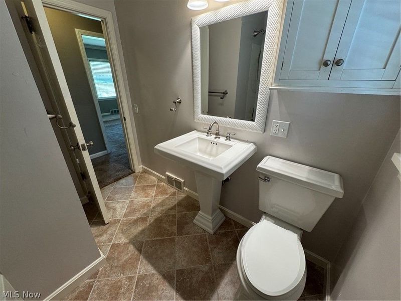 145 Anna Avenue NW, Canton, OH 44708 Photo 15