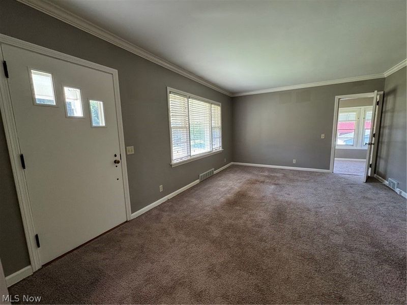 145 Anna Avenue NW, Canton, OH 44708 Photo 4