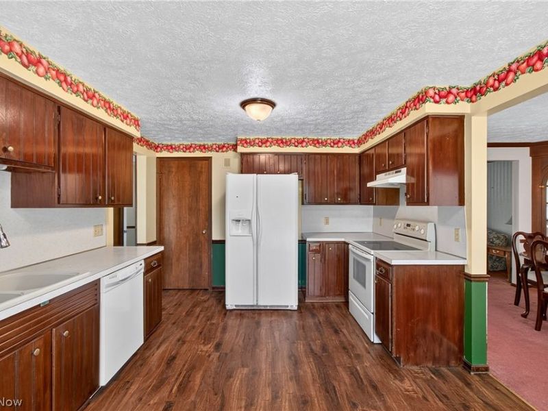2537 Dogwood Drive NE, Massillon, OH 44646 Photo 11