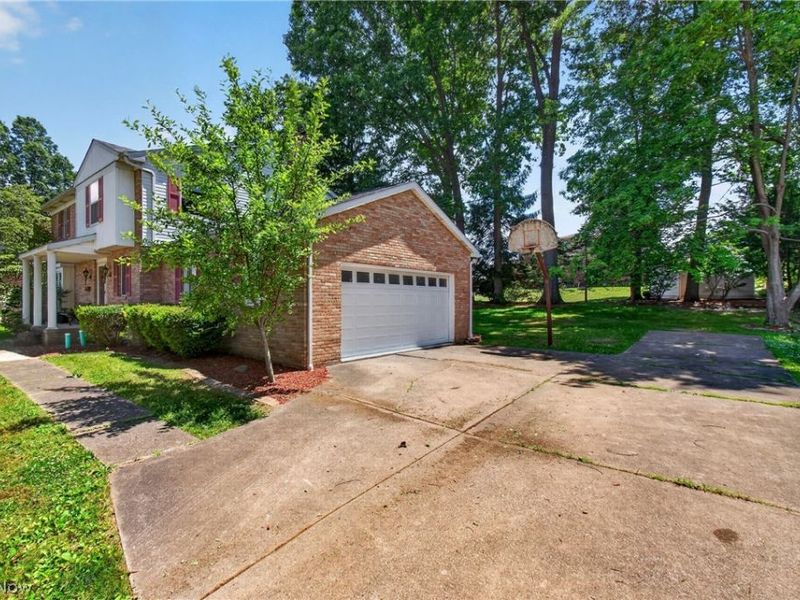 2537 Dogwood Drive NE, Massillon, OH 44646 Photo 4