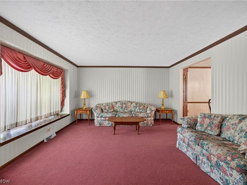 2537 Dogwood Drive NE, Massillon, OH 44646 Photo 5