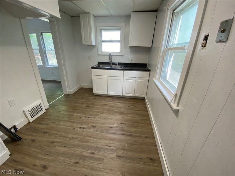 3111 W 71st Street , Cleveland, OH 44102 Photo 3