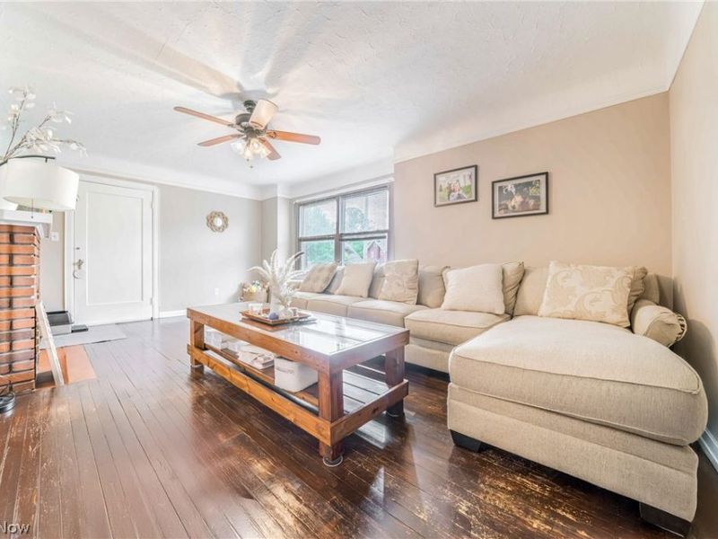 15506 Lydian Avenue, Cleveland, OH 44111 Photo 14