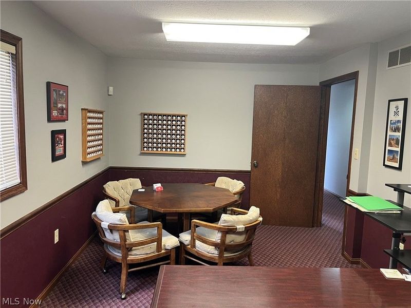 4222 State Route 43, Unit B, Kent, OH 44240 Photo 10