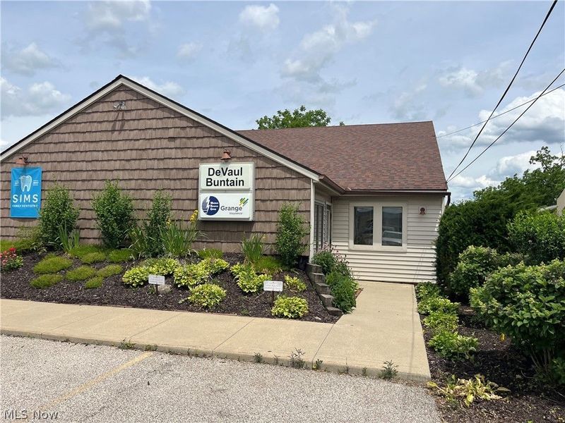 4222 State Route 43, Unit B, Kent, OH 44240 Photo 2