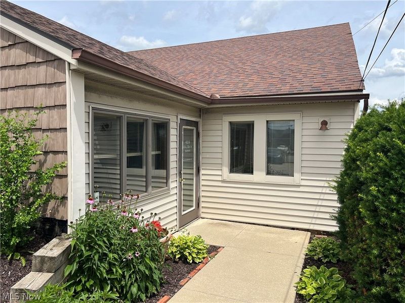 4222 State Route 43, Unit B, Kent, OH 44240 Photo 3