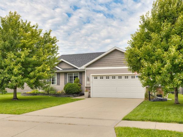 2912 SE Diamond Drive, Grimes, IA 50111