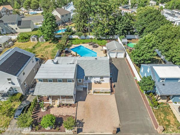 6 Joyce Place, Hazlet, NJ 07730