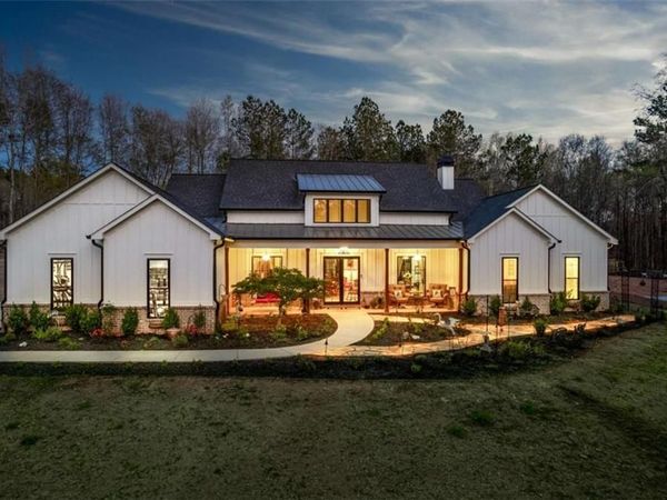 1953 Barton Bridge Road , Monroe, GA 30655