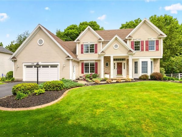 1500 Fallen Leaf , Webster, NY 14580