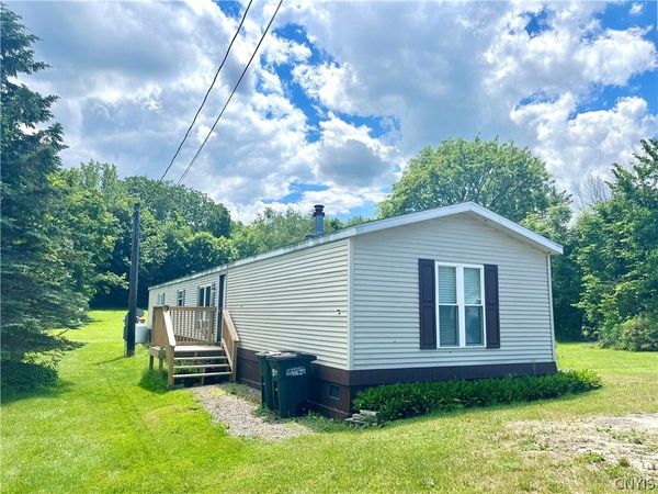 47 Miner Road , Oswego, NY 13126