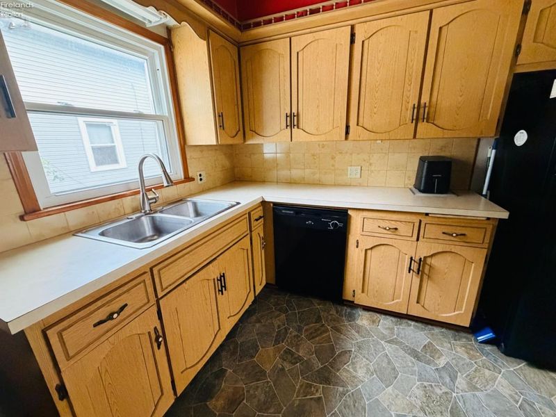 1040 W. 18TH, Lorain, OH 44052 Photo 12