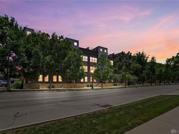 28 S Patterson Boulevard, Dayton, OH 45402