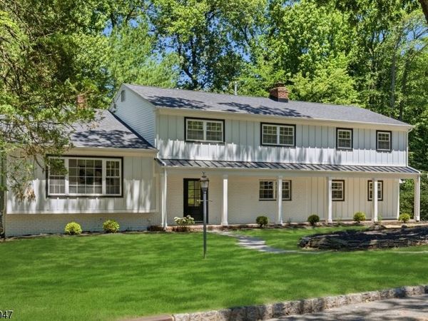 55 Green Hill Rd, Springfield, NJ 07081
