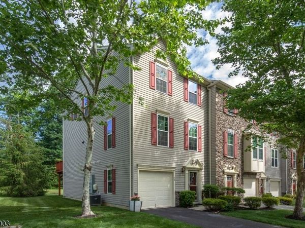 80 Thomastown Rd, Mine Hill, NJ 07803