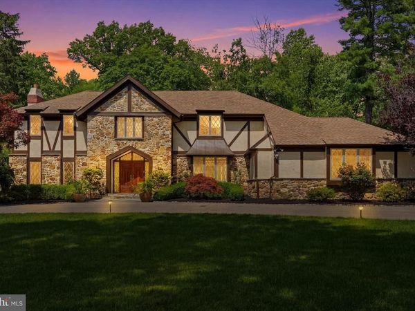 1137 SPRINGMONT CIRCLE , BRYN MAWR, PA 19010