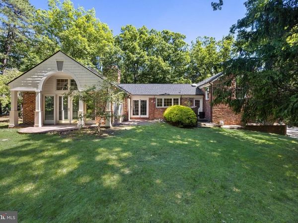 7 E CENTENNIAL DRIVE, MEDFORD, NJ 08055