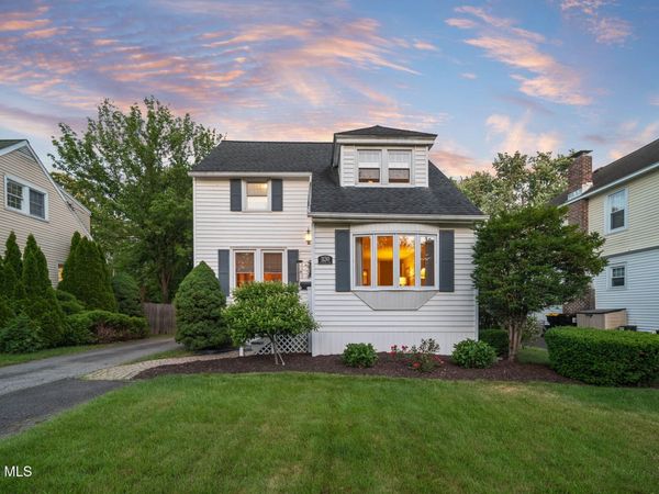 1130 S Country Club Drive, Niskayuna, NY 12309