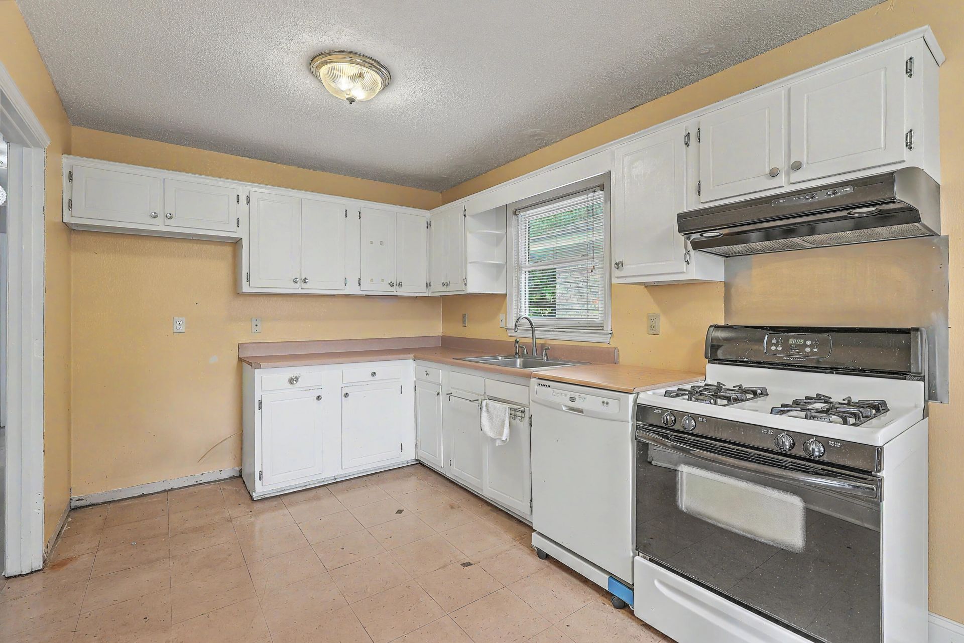 30 Belmar Avenue Photo 11