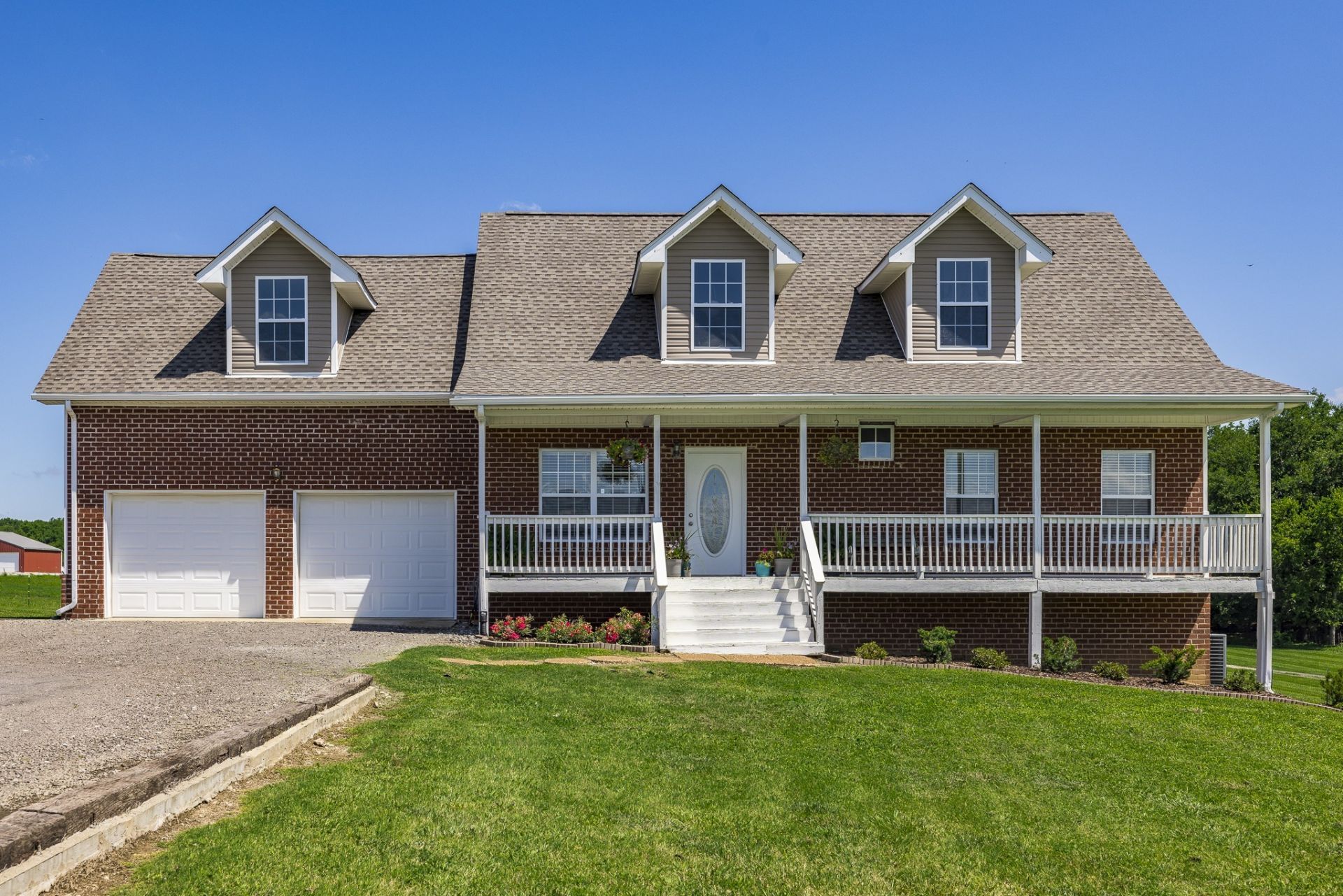 527 Governor Hall Rd , Castalian Springs, TN 37031 Main Photo