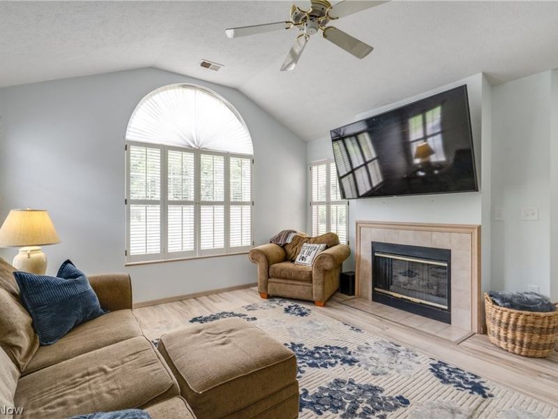 230 Whippoorwill Lane, Mansfield, OH 44906 Photo 5