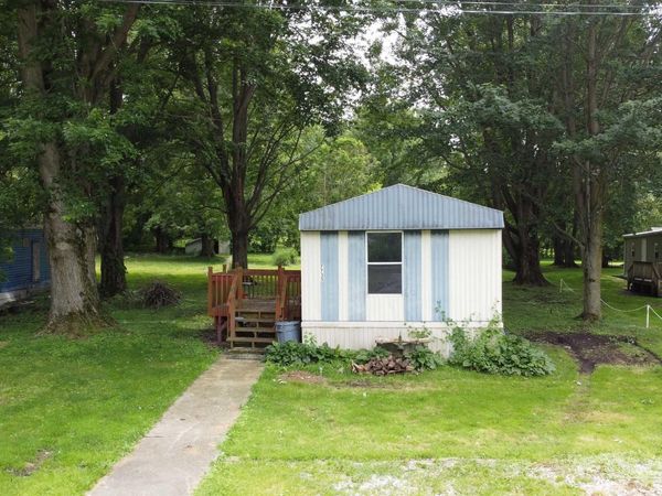 7735 W Swick Rd, Claypool, IN 46510