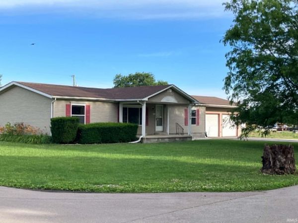 310 N Oak Street, Redkey, IN 47373