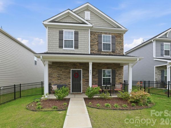 207 Orson Oaks Lane, Pineville, NC 28134