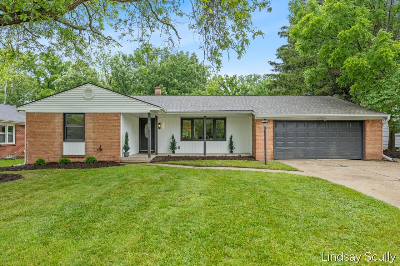 1955 Millbank Street Se, Grand Rapids, MI 49508 Main Photo