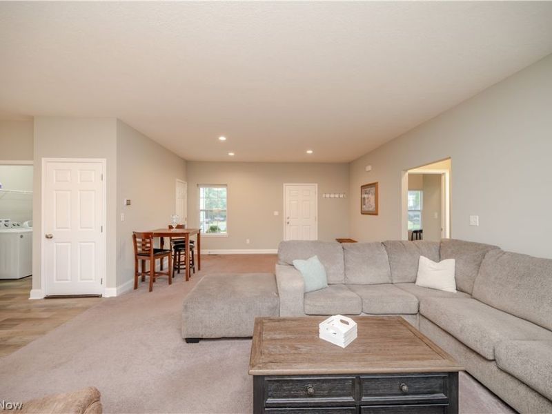 195 Concord Drive, East Palestine, OH 44413 Photo 6