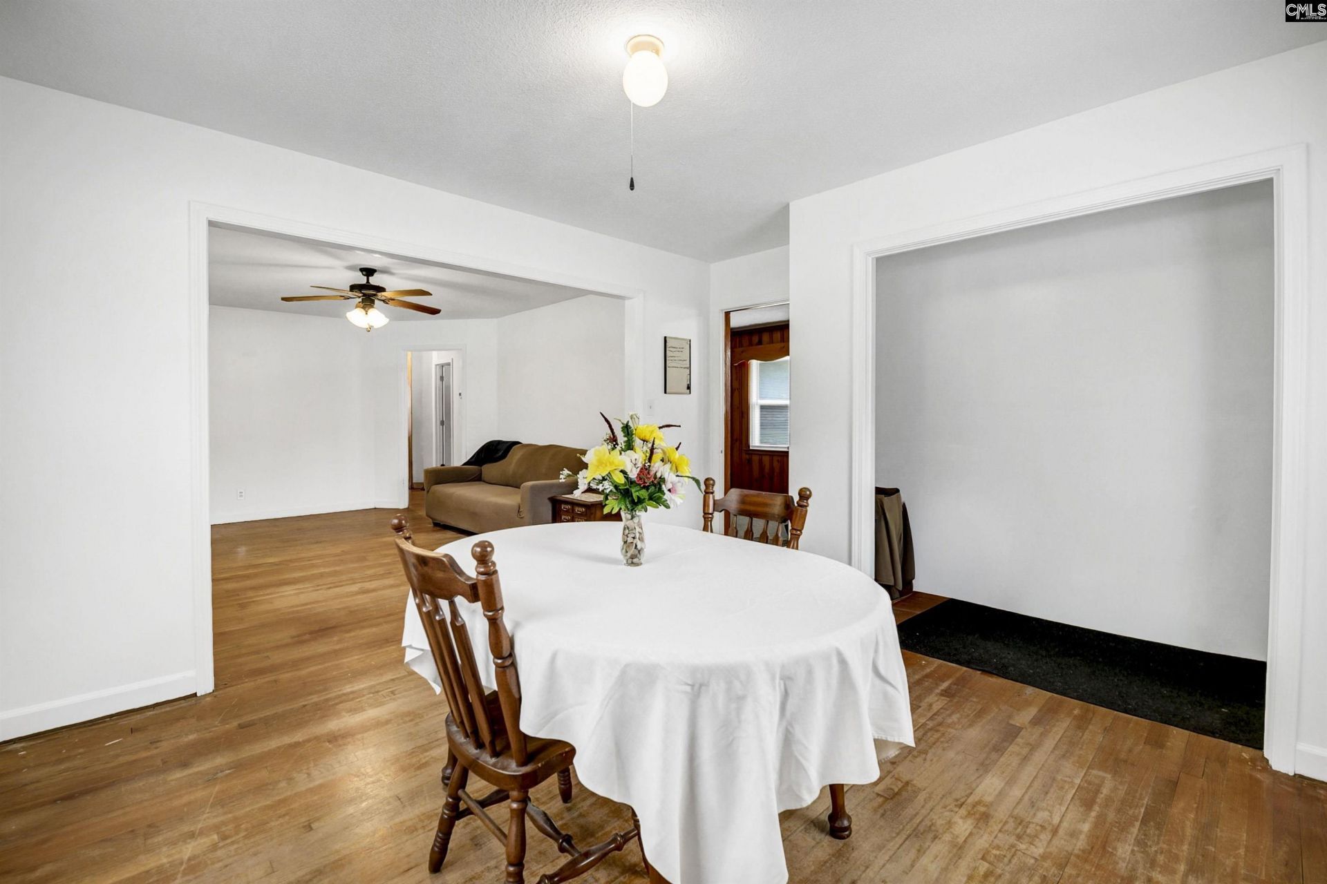 1025 Spring Drive  Photo 15
