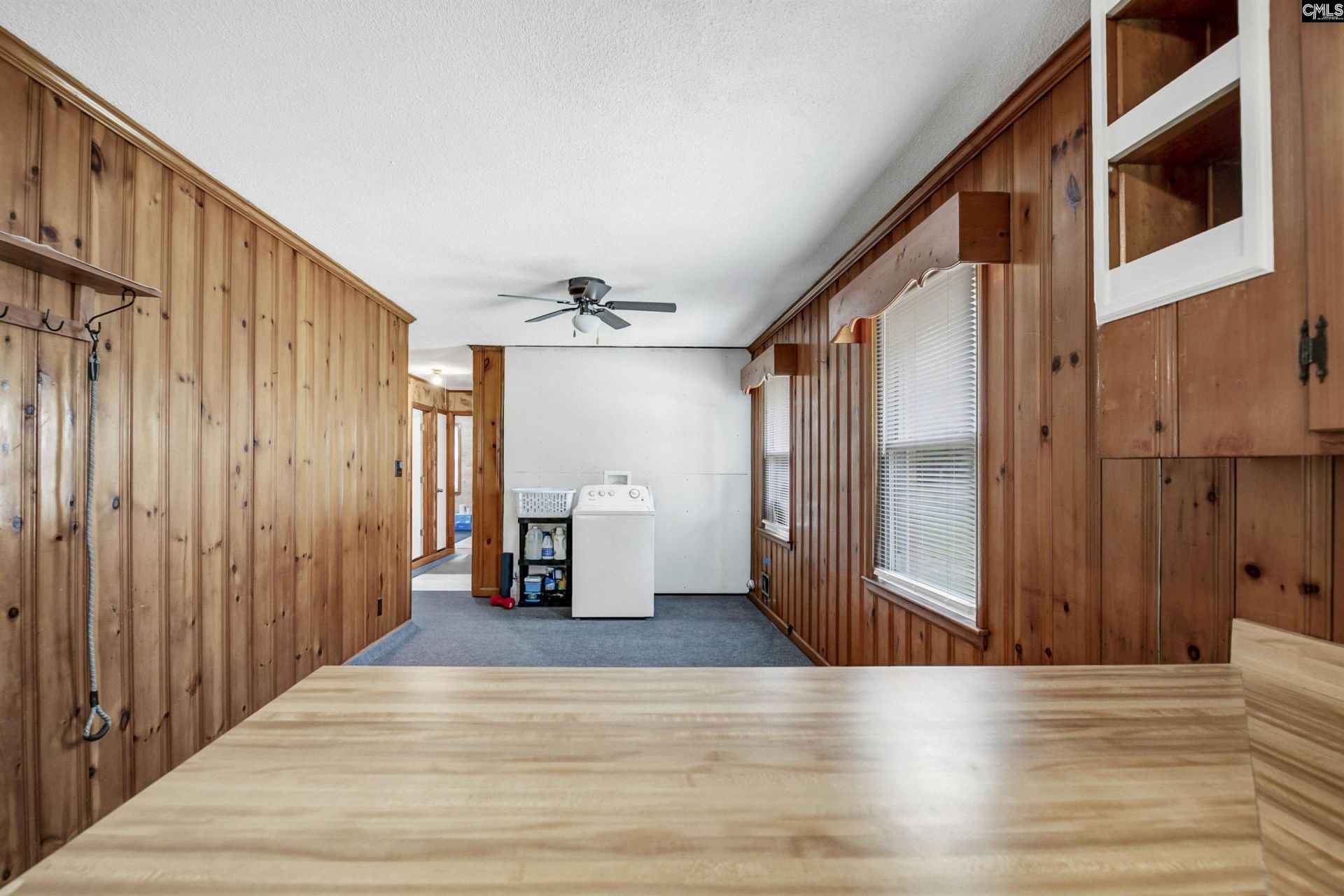 1025 Spring Drive  Photo 22