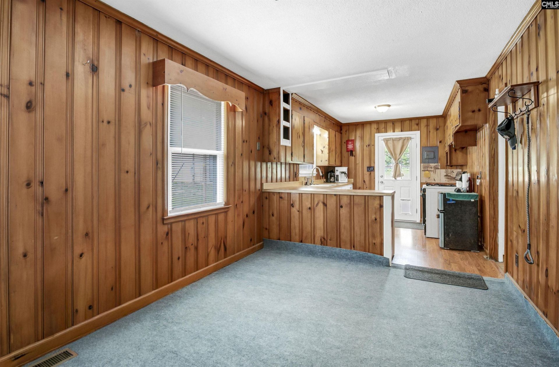 1025 Spring Drive  Photo 24