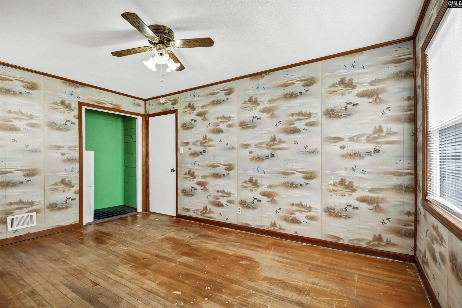 1025 Spring Drive  Photo 30