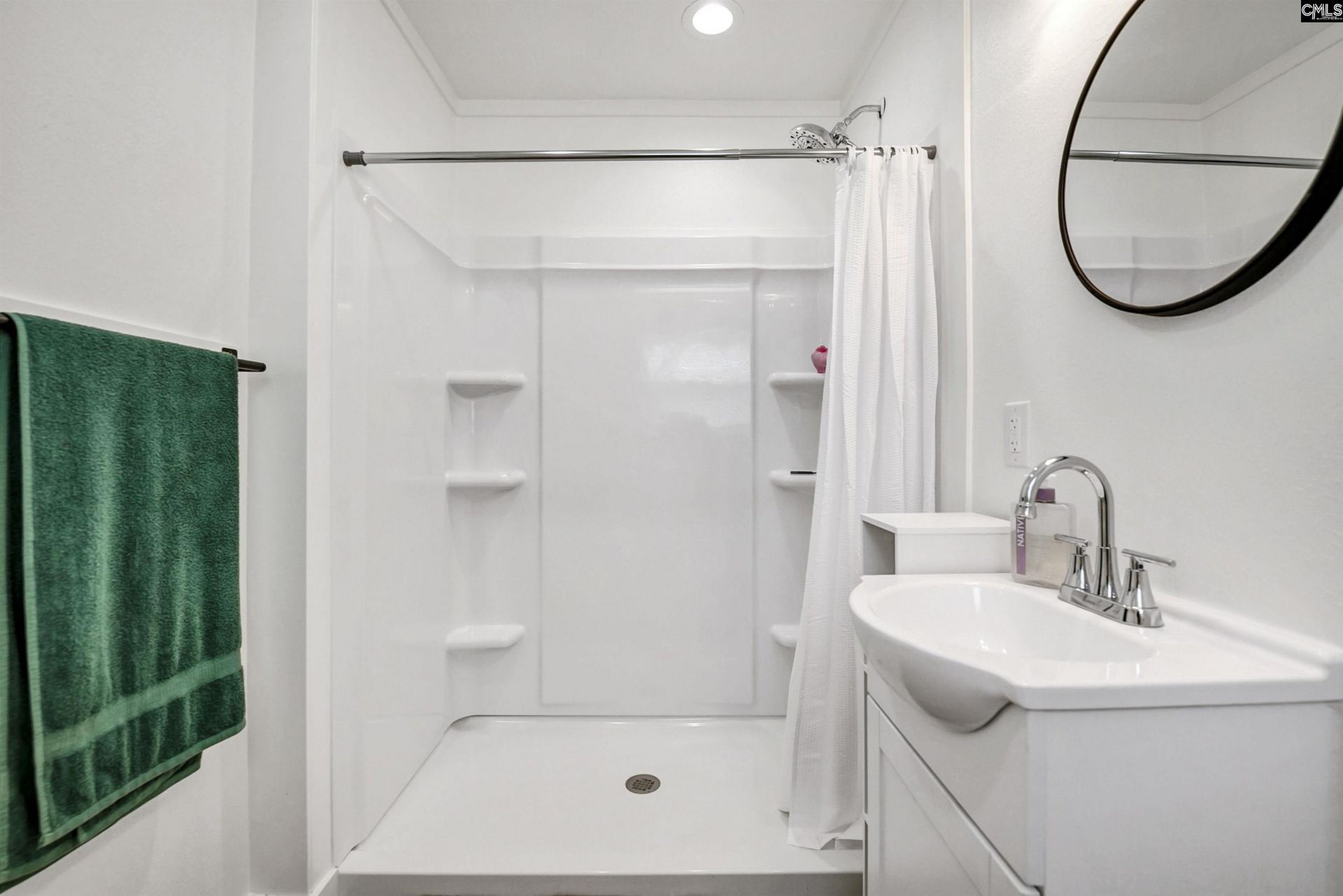 1025 Spring Drive  Photo 32